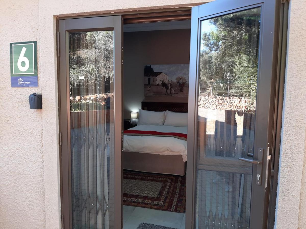 A Little Guesthouse بلومفونتين المظهر الخارجي الصورة