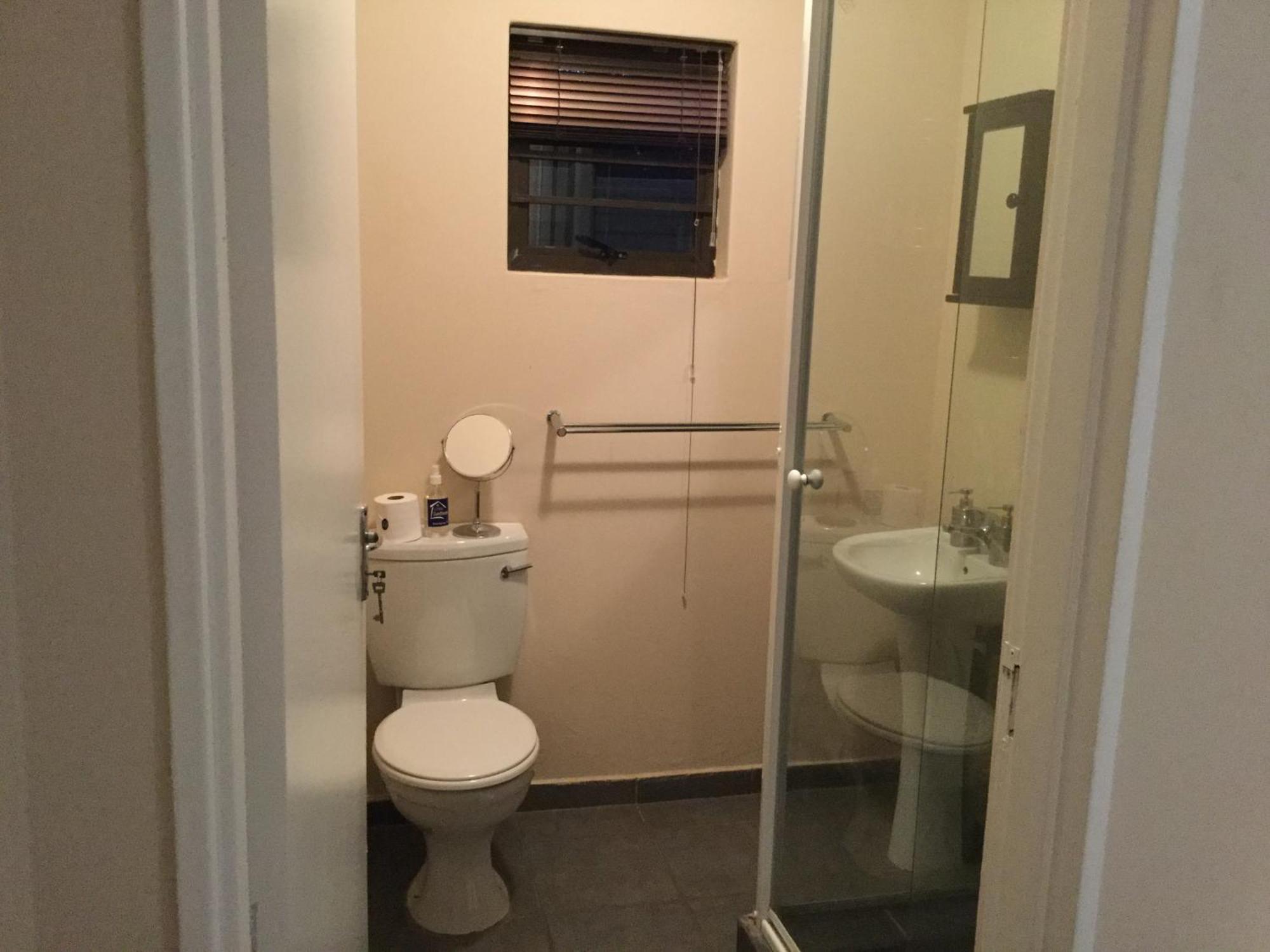 A Little Guesthouse بلومفونتين الغرفة الصورة
