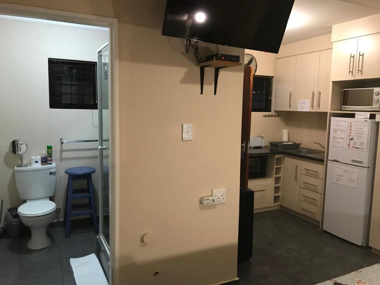 A Little Guesthouse بلومفونتين المظهر الخارجي الصورة