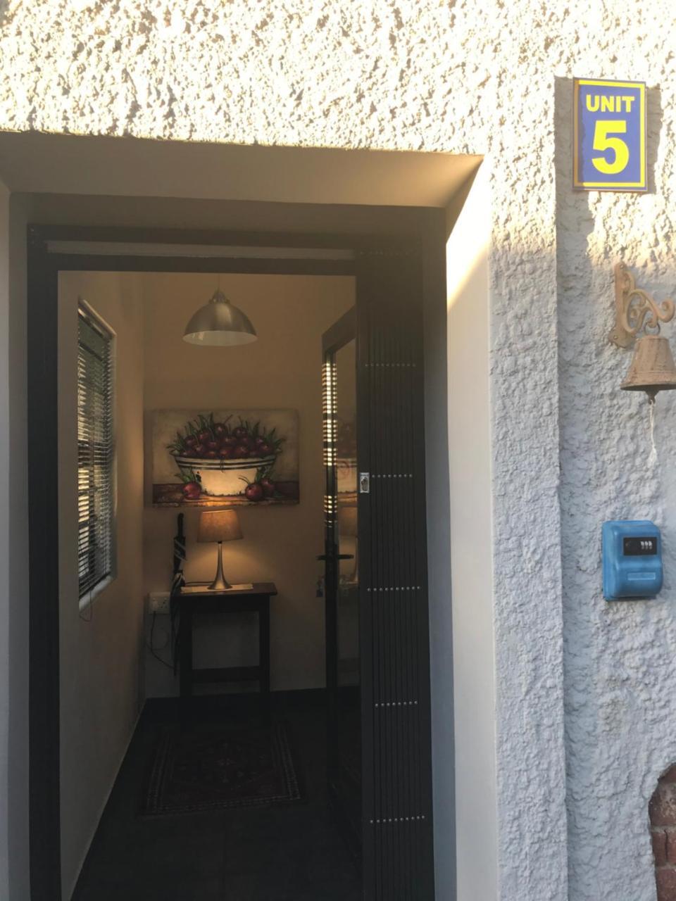 A Little Guesthouse بلومفونتين المظهر الخارجي الصورة